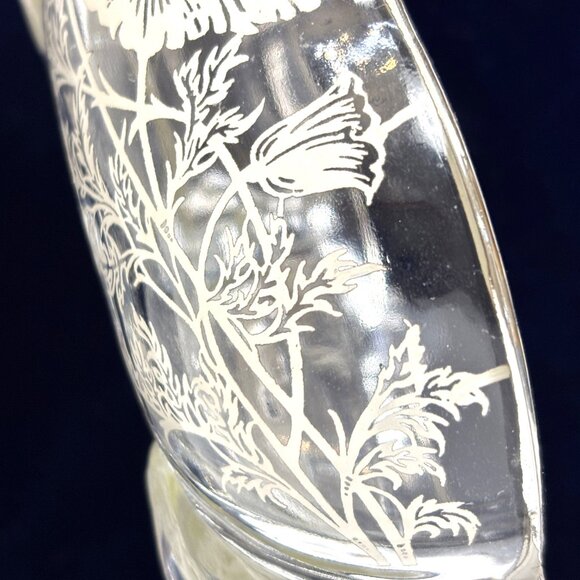 Vintage 3 Part Divided Relish Dish w/ Floral pattern & silver edge - Picture 4 of 10